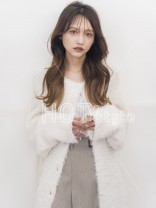 顔周りのニュアンスで叶えるヘルシーなスタイル
